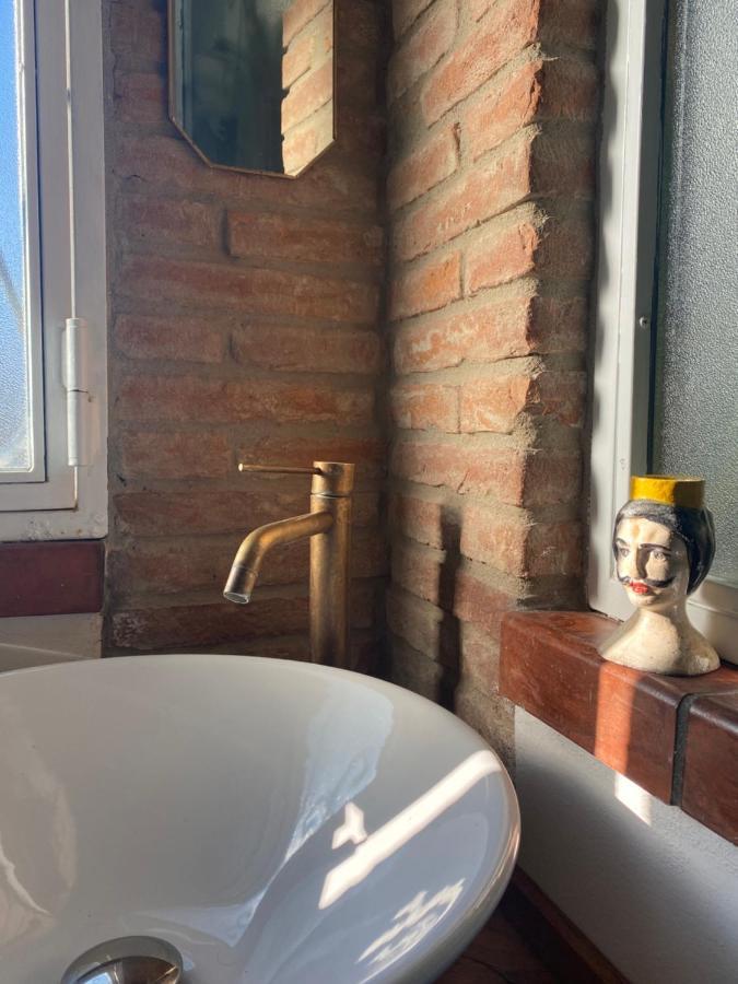 La Casa Nel Castello E Il Giardino Segreto Villa Suvereto Eksteriør billede