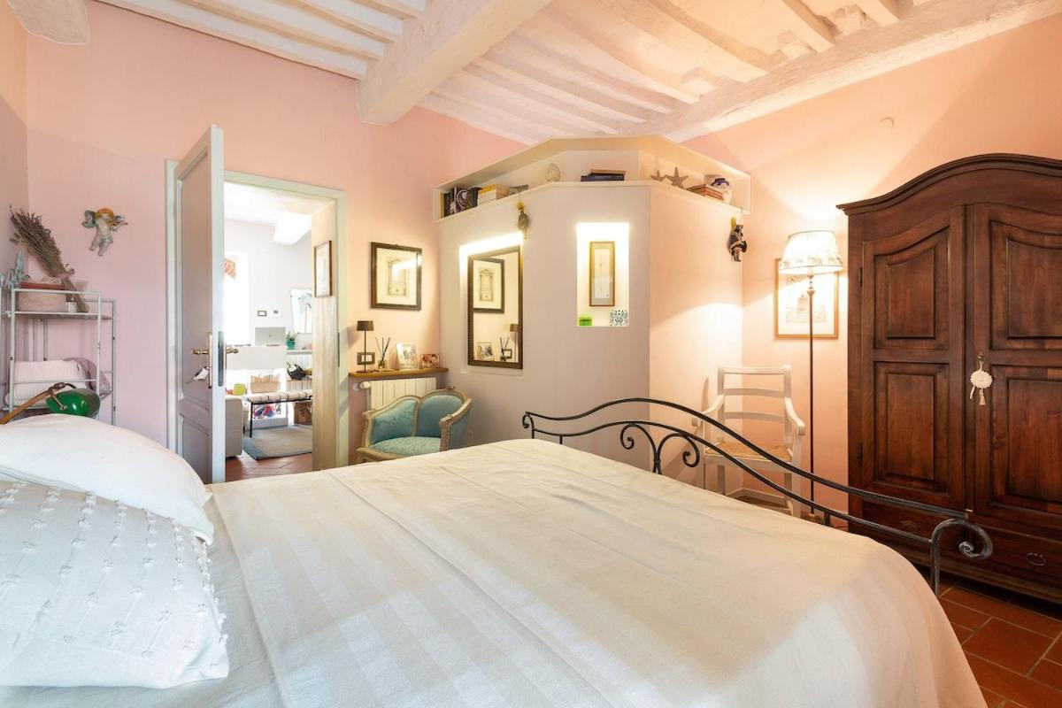 La Casa Nel Castello E Il Giardino Segreto Villa Suvereto Eksteriør billede